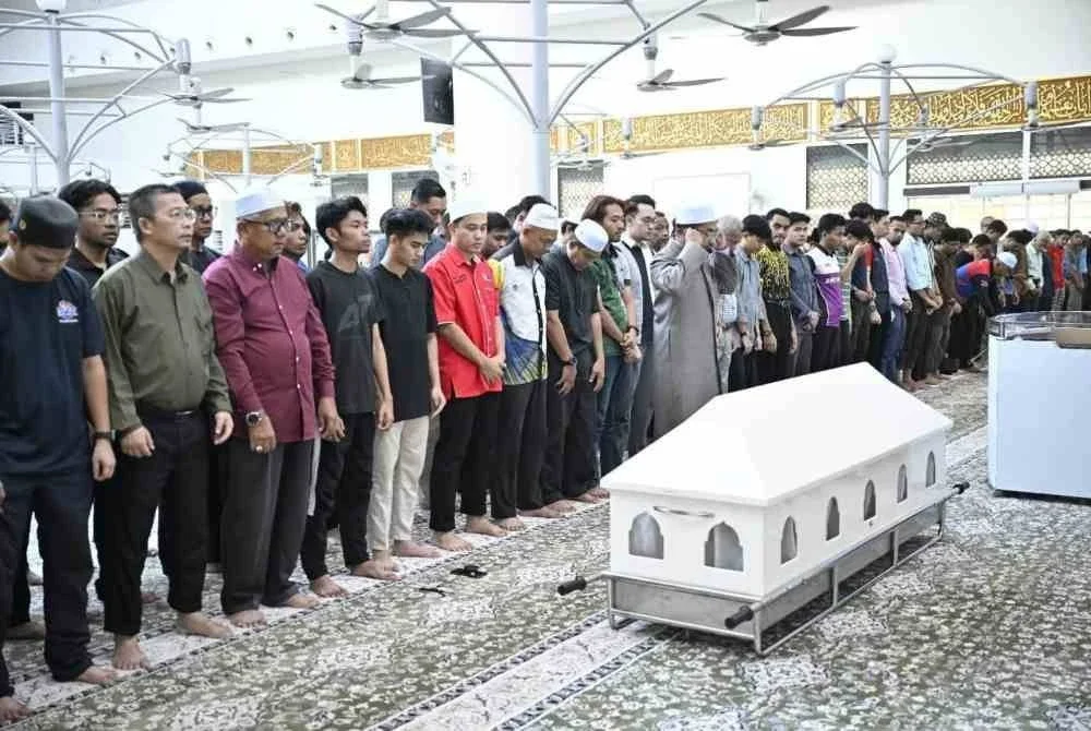 UPSI dalam satu kenyataan merakamkan ucapan takziah kepada keluarga Allahyarham dan akan membantu waris dalam urusan pengurusan jenazah selepas proses bedah siasat selesai.