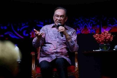 Anwar dalam sesi soal jawab di acara Dialog Kuala Lumpur-Ankara 2026, pada Selasa. Foto Bernama 