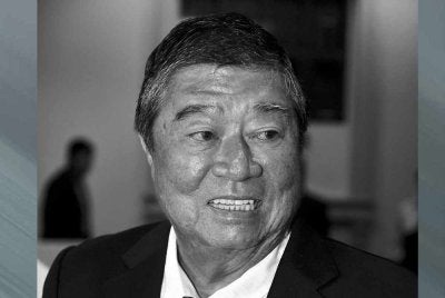 Jasad mendiang Liong Sik selamat disemadikan menerusi upacara pembakaran di krematorium Taman Memorial Xiao En hari ini. 