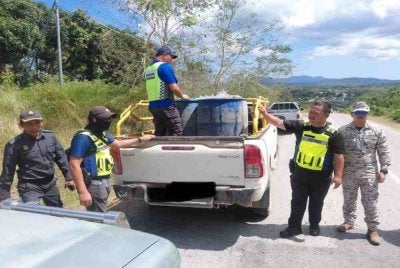 Cubaan menyeleweng diesel dipatahkan penguat kuasa KPDN bersama agensi lain di Pulau Banggi, Kudat.
