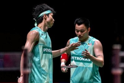 Beregu lelaki utama negara, Aaron Chia-Soh Wooi Yik melangkah ke suku akhir BAC 2026 di Ningbo, China - Foto fail Bernama