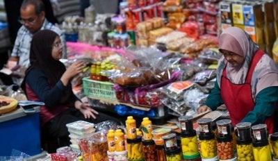 PMKS lebih mudah terkesan dengan gangguan bekalan dan kenaikan kos. Gambar hiasan
