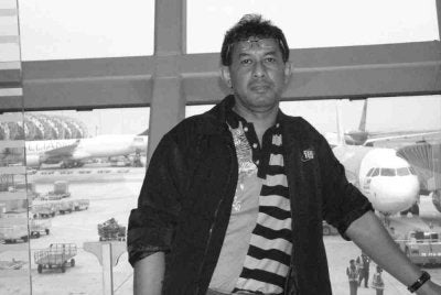 Allahyarham Mohd Lazim meninggal dunia selepas ditemui tidak sedarkan diri di kediamannya di Kampung Gong Beris, pada Jumaat.
