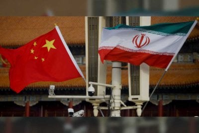 China sebelum ini turut didakwa mempunyai hubungan rapat dengan Iran. Foto Agensi
