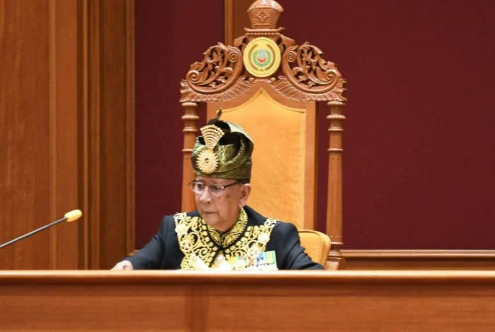 Sultan Kedah bertitah pada Istiadat Perasmian Pembukaan Dewan Undangan Negeri Kedah, Mesyuarat Pertama Penggal Keempat Dewan Undangan Negeri Ke-15 di Wisma Darul Aman di sini pada Isnin.