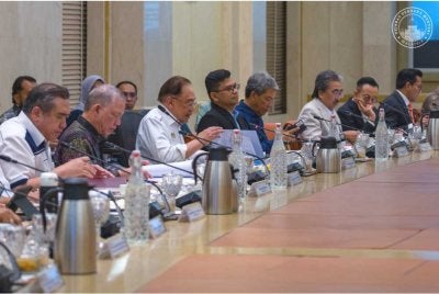Anwar mempengerusikan Mesyuarat Majlis Tindakan Ekonomi Negara di Perdana Putra, Putrajaya pada Selasa. Foto Pejabat Perdana Menteri