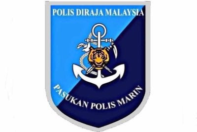 PPM Wilayah Dua Muar menahan tiga lelaki tempatan serta merampas 7,000 karton rokok keretek tidak berkastam dalam Ops Taring Gelora di perairan Kuala Sungai Muar pada Selasa. 