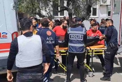 Angka korban dalam insiden tembakan di sebuah sekolah di bandar Kahramanmaras, selatan Turkiye pada Rabu meningkat kepada sembilan orang, termasuk lapan pelajar. Foto AFP 