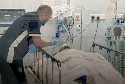 Jairo dilaporkan berada dalam keadaan stabil, namun masih di bawah pengawasan pihak hospital. Foto ARRIYADIYAH