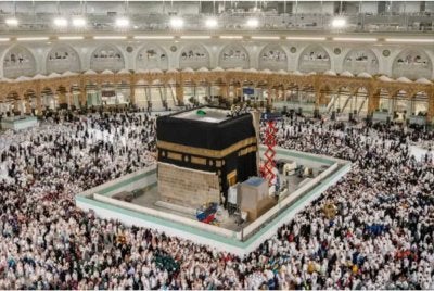 Penyelenggaraan berkala Kaabah telah mula memelihara unsur-unsurnya dan mengekalkannya dalam keadaan terbaik - Foto: Agensi