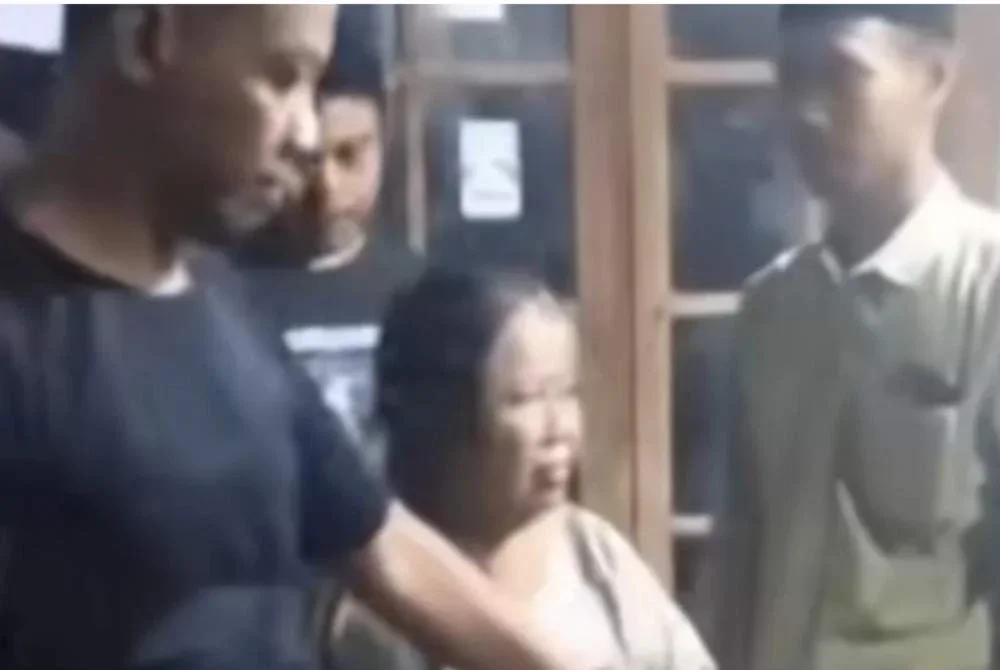 Suspek kini dalam tahanan pihak polis.- Agensi