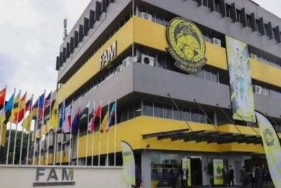 Calon presiden perlu memperincikan strategi untuk menarik penaja, pelabur serta membina ekosistem ekonomi bola sepak yang stabil agar tidak terlalu bergantung kepada sumber terhad.