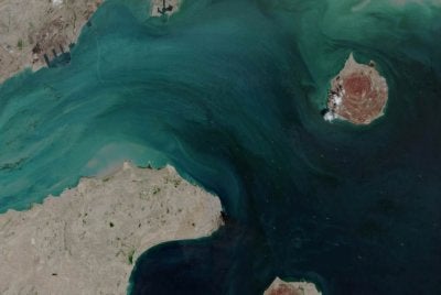 Pada Sabtu, Iran mengumumkan bahawa ia sedang memperketat kawalan ke atas Selat Hormuz.
