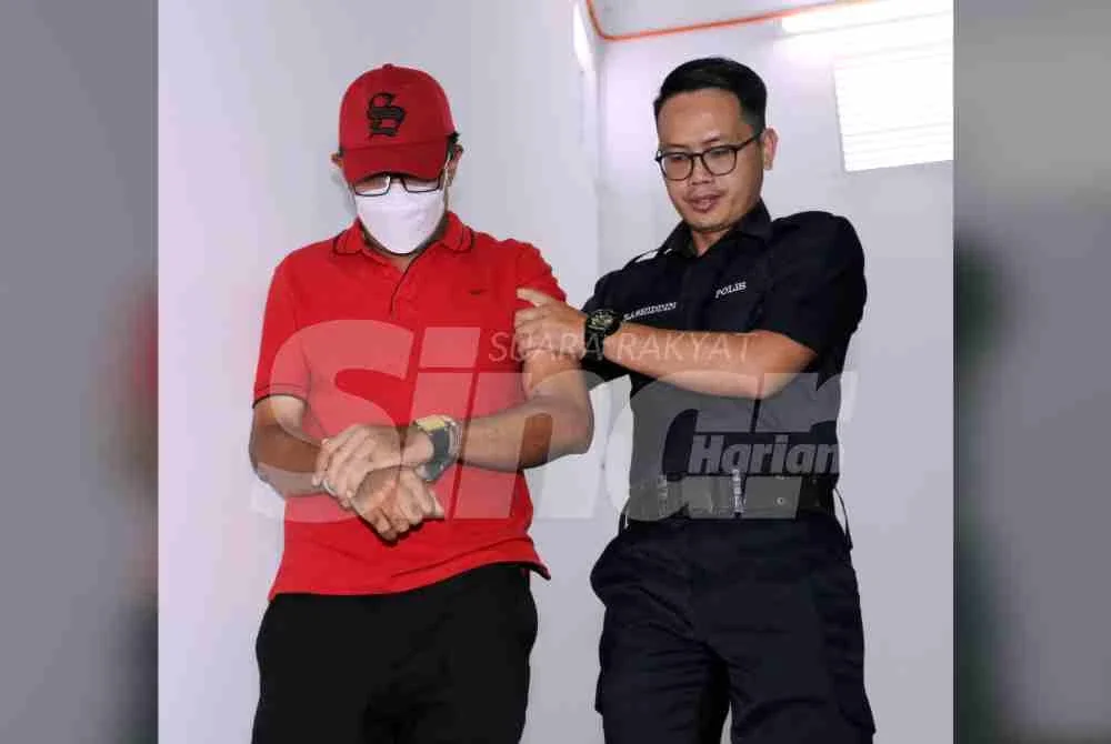 Syed Nazarudin didenda RM3,000 oleh Mahkamah Sesyen Ipoh pada Isnin selepas mengaku bersalah menerima rasuah RM2,000 sebagai balasan melanjutkan tempoh pengosongan premis perniagaan, dua tahun lalu.