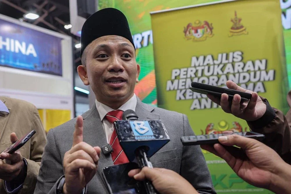 MOHAMAD KHAIRIL