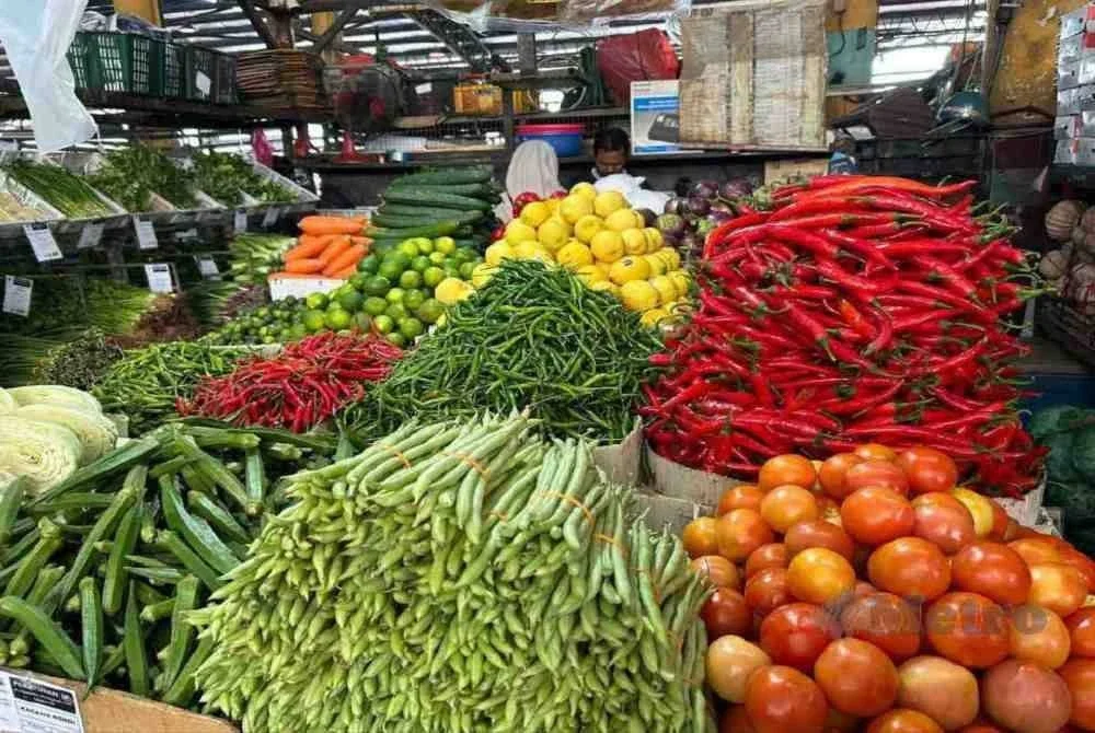 Kesan krisis bekalan global sudah mula meresap ke dalam kos pengangkutan, logistik, harga barang serta perbelanjaan harian rakyat. Gambar hiasan