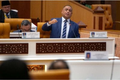 Saarani memberitahu DUN Perak bahawa kerajaan negeri mengambil langkah proaktif dengan menubuhkan dua jawatankuasa khas bagi menangani impak krisis global yang memberi kesan kepada tenaga dan kos sara hidup rakyat ketika ini.