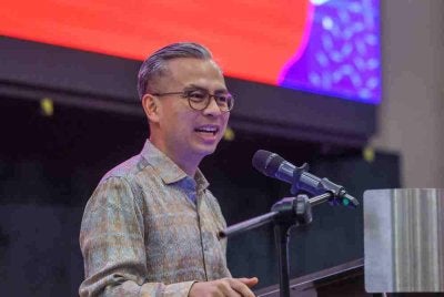 Fahmi berucap semasa merasmikan Kempen NADI Usahawan @ Shopee hasil kolaborasi bersama-sama Suruhanjaya Komunikasi dan Multimedia Malaysia (MCMC) di Putrajaya, pada Selasa. 