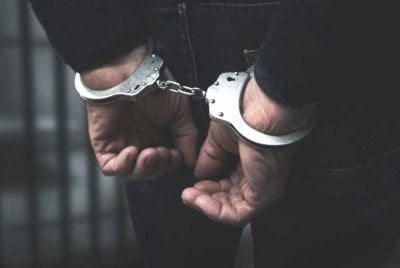 Pasangan itu ditahan semalam dan mereka dibawa ke Mahkamah Majistret Kuala Krai untuk proses reman yang dibenarkan hingga 27 April ini. Gambar hiasan