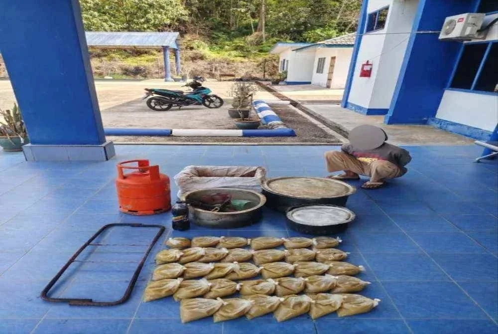 Suspek berusia 30 tahun itu dipercayai menjalankan kegiatan berkenaan secara aktif sejak 2024.
Foto:PDRM
