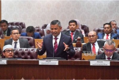 Azman ketika berucap pada sidang Dewan Undangan Negeri (DUN) Terengganu di Wisma Darul Iman, pada Rabu.
