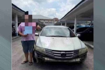 Cubaan meloloskan diri seorang pemandu gagal apabila diberkas polis dalam Op Pematuhan pada Selasa. Foto IPD Pontian.
