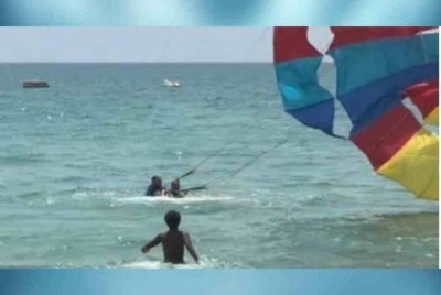 Rakaman kejadian yang tular di media sosial menunjukkan mereka diangkat ke udara sebelum tali utama putus secara tiba-tiba. Foto TikTok/ @_burcuus_