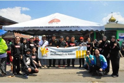 McDonald’s Malaysia tampil menghulurkan bantuan segera dengan menyasarkan pengagihan lebih 6,000 hidangan makanan kepada mangsa kebakaran.