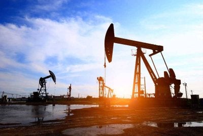 Minyak mentah Brent bagi penghantaran Jun meningkat lebih satu peratus berbanding hari sebelumnya kepada RM409.26 setong.