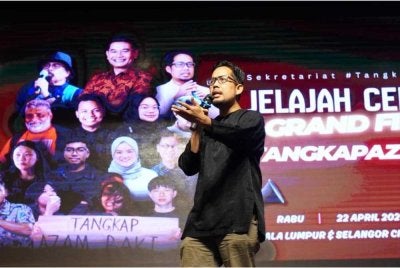Muhammad Faisal ketika Jelajah Ceramah Grand Finale Tangkap Azam Baki di Dewan Perhimpunan China Kuala Lumpur dan Selangor (KLSCAH) pada Rabu. Foto: Bersih.