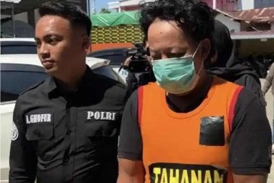 Suspek kini berdepan pertuduhan di bawah undang-undang perlindungan kanak-kanak Indonesia dengan hukuman maksimum penjara 15 tahun - Foto: Agensi