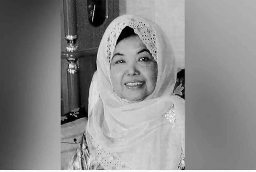 Seniwati veteran, Asiah Tuah, menghembuskan nafas terakhir dalam tidur pada usia 82 tahun di kediamannya di Gombak, pada Selasa.