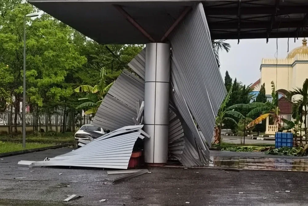 Bangunan BBP Kepala Batas juga rosak dalam kejadian tersebut.