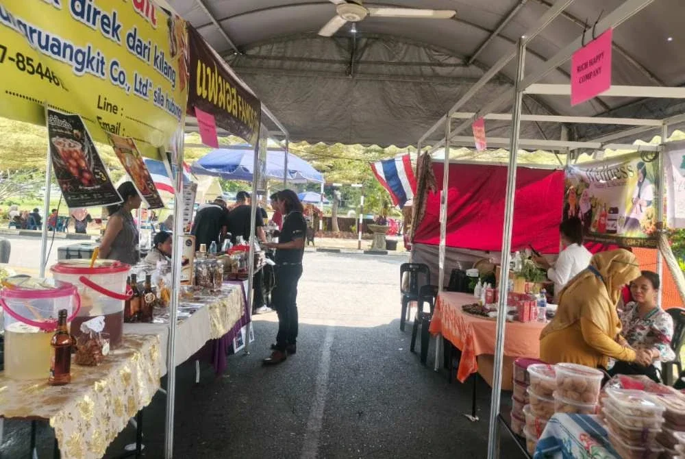 Sebanyak 50 pempamer koperasi mengambil bahagian dengan menawarkan pelbagai produk dan perkhidmatan.