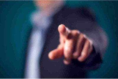 Suasana yang berlaku seakan menggambarkan bagaimana rakyat semakin lantang bersuara apabila ada perkara yang dirasakan tidak seimbang antara keputusan dan realiti harian.