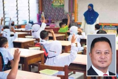 Penubuhan Suruhanjaya Guru diyakini mampu memperkukuh aspek tadbir urus, kebajikan, pembangunan kerjaya serta autonomi profesional kerjaya tersebut. - Gambar kecil (Mohd Sobri)