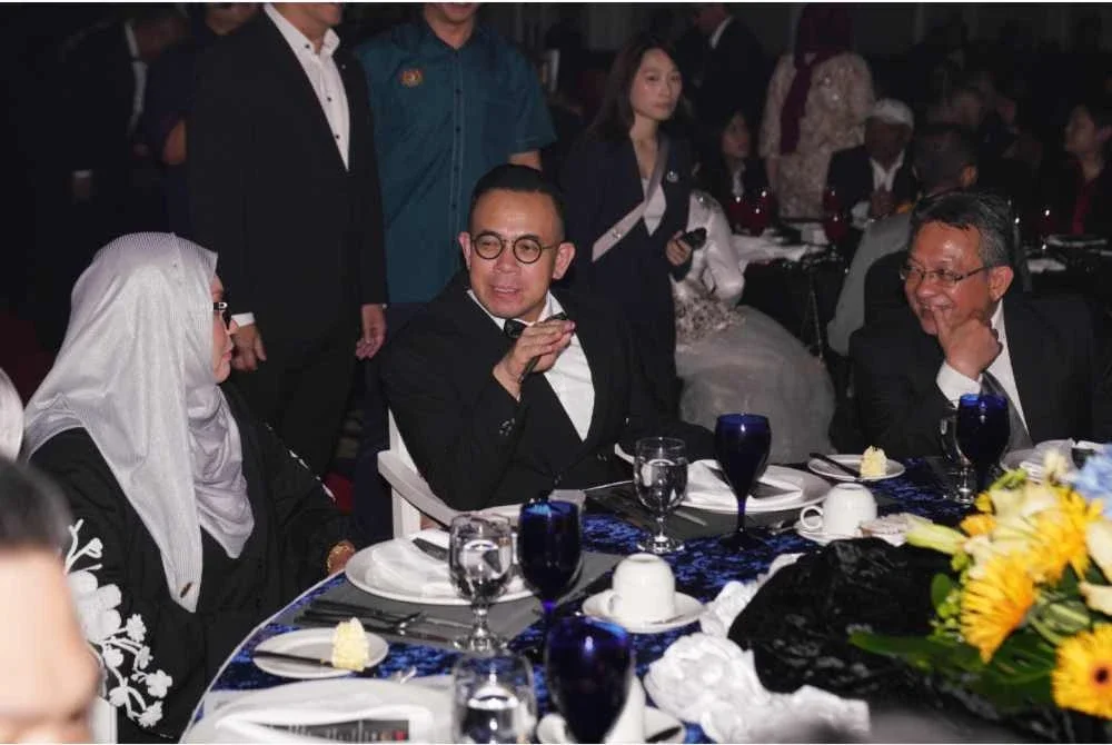 Dari kiri: Firdaus, Steven dan Akmal Eirfan ketika BISA 2026 di Hotel Royale Chulan Damansara di sini pada Rabu. FOTO SINAR HARIAN/ ROSLI TALIB dan ASRIL ASWANDI SHUKOR.