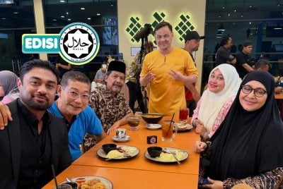 SEBAHAGIAN daripada pelakon utama drama pendek Pan Mee. Foto Ihsan ADAM CORRIE