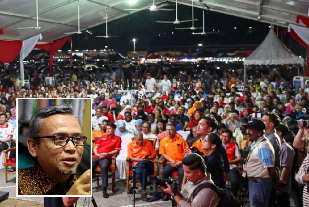 Ceramah Perdana PH di Paroi, Negeri Sembilan pada Selasa. Gambar kecil: Profesor Madya Dr Mohd Azhar Abd Hamid