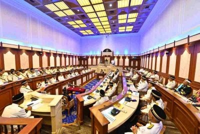 Tengku Hassanal bertitah demikian ketika merasmikan Istiadat Pembukaan Mesyuarat Pertama Penggal Kelima DUN Pahang ke-15 di Wisma Sri Pahang, pada Jumaat.