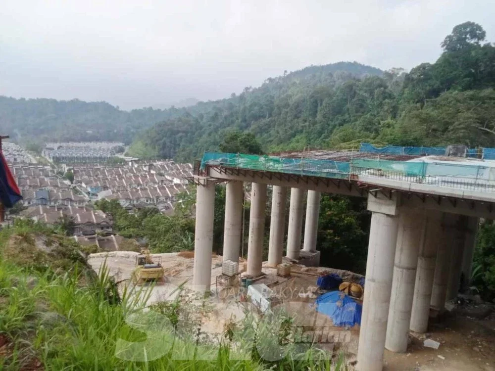 Keadaan projek berkenaan ketika ini di lokasi ketika lawatan ke tapak pada Isnin.