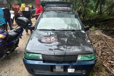 Antara kereta yang digunakan suspek untuk mengangkut sawit. FOTO: JPKK Kanchong Darat