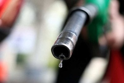 Faktor utama yang menjadi kebimbangan ialah kesan kenaikan kos bahan api yang berpunca daripada kekurangan bekalan akibat perang antara Amerika Syarikat-Israel dan Iran. Foto fail Bernama 