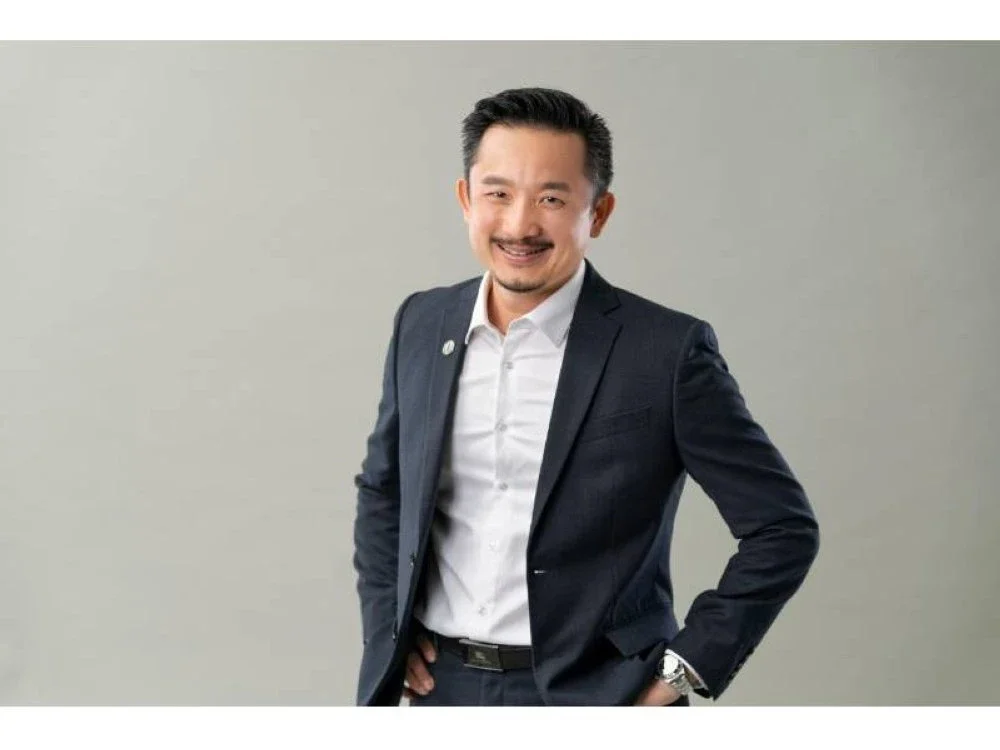 STEVEN CHIN