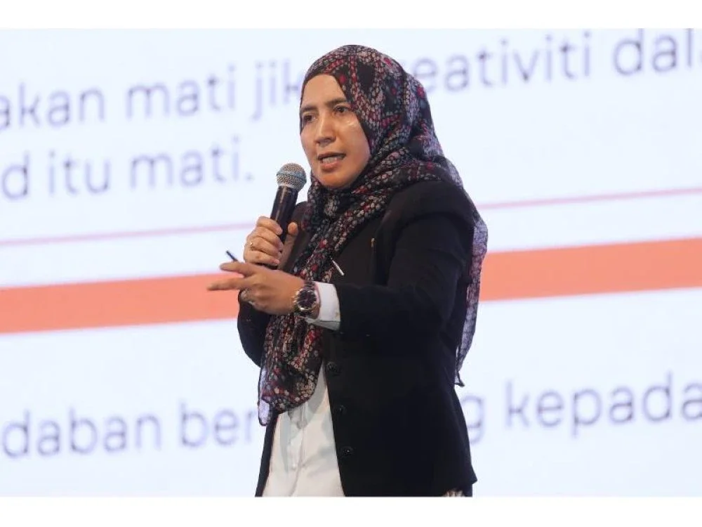 NOOR INAYAH