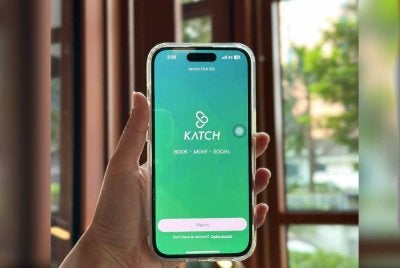 Katch berfungsi sebagai platform 'marketplace' dan sistem operasi digital yang memfokuskan kepada tiga segmen utama iaitu 'wellness', kecergasan dan sukan.