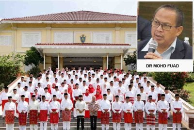 Sambutan ulang tahun ke-80 UMNO di Istana Besar Johor.