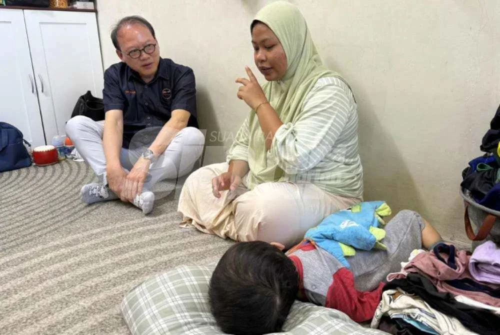 Ying Kim melawat adik Anggun dikediamannya di Bukit Piatu. Foto Sinar Harian