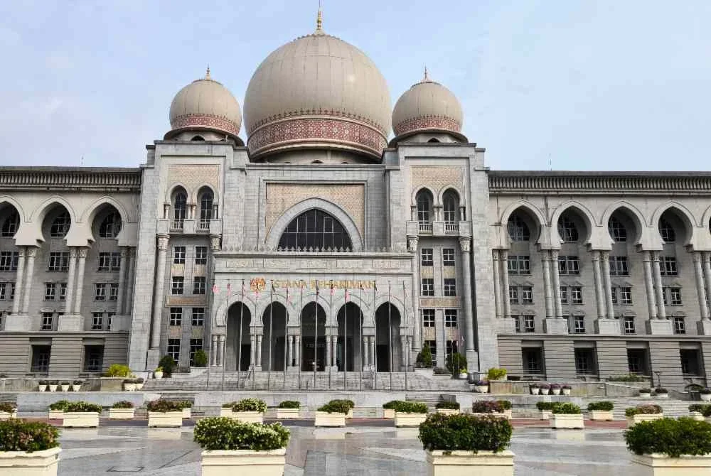 Mahkamah turut mengetepikan keputusan Mahkamah Tinggi bahawa pengislaman 137 responden itu ‘void ab initio’ atau tidak sah sejak permulaan kerana perkara itu mesti diputuskan dalam perbicaraan. Foto hiasan 