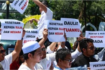 Himpunan Daulat Tuanku dijangka diadakan di Shah Alam pada 16 Mei ini dan bakal disertai Pas, Pejuang serta Bersatu.